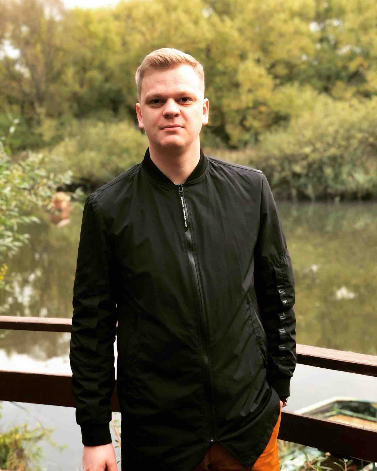 Петров Денис | Сетка — социальная сеть от hh.ru