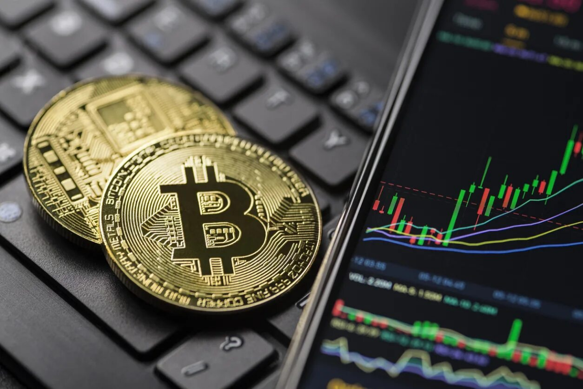 Актуальные торговые рекомендации по криптовалютам Solana (SOL), Avalanche (AVAX), Polygon (MATIC), Chainlink (LINK):
1. Solana (SOL)
Текущая цена: $153.17
Рекомендация:
Покупка на уровне $150 | Сетка — социальная сеть от hh.ru