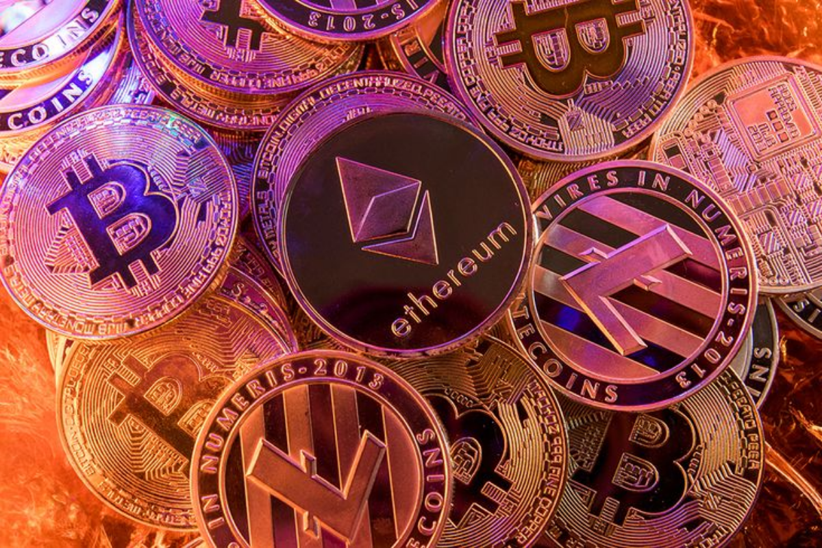 Актуальные торговые рекомендации по Solana (SOL), Avalanche (AVAX), Polygon (MATIC), Chainlink (LINK), Bitcoin (BTC/USD):
Solana (SOL/USD)
Текущая цена: $156,86
Рекомендация:
Цена Solana демонстрирует... | Сетка — социальная сеть от hh.ru