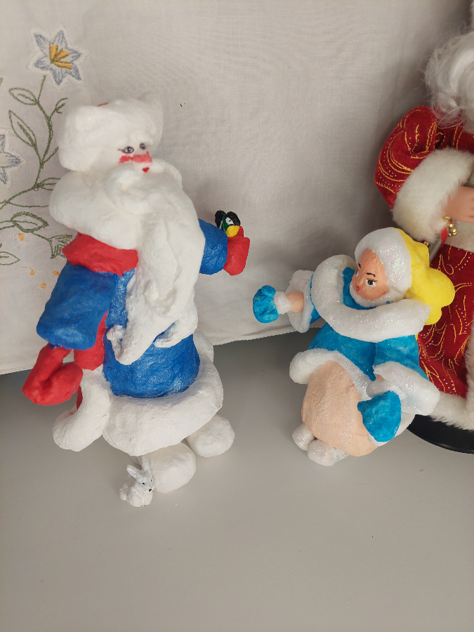 Ну вот и октябрь. Продолжаю "набивать руку" в изготовлении ватной игрушки. А это мои старые самые первые работы | Сетка — социальная сеть от hh.ru