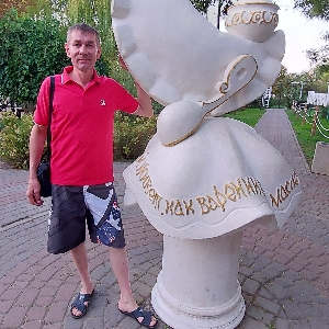 Евгений Макаров