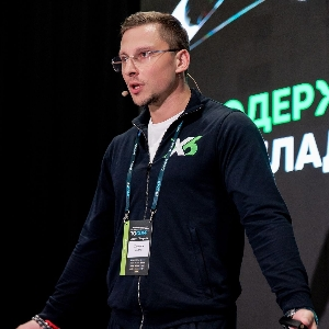 Антон Хоменок