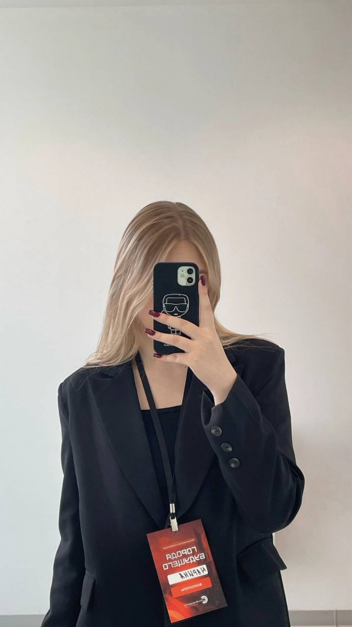 Как получить максимум пользы и возможностей, работая даже волонтёром?
Мой принципиальный вопрос людям, с которыми я участвую в проектах: "Что ты хочешь получить от данной работы?"
К примеру: познакоми... | Сетка — социальная сеть от hh.ru