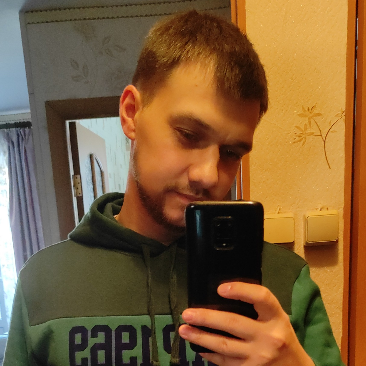Василий Леонтьев