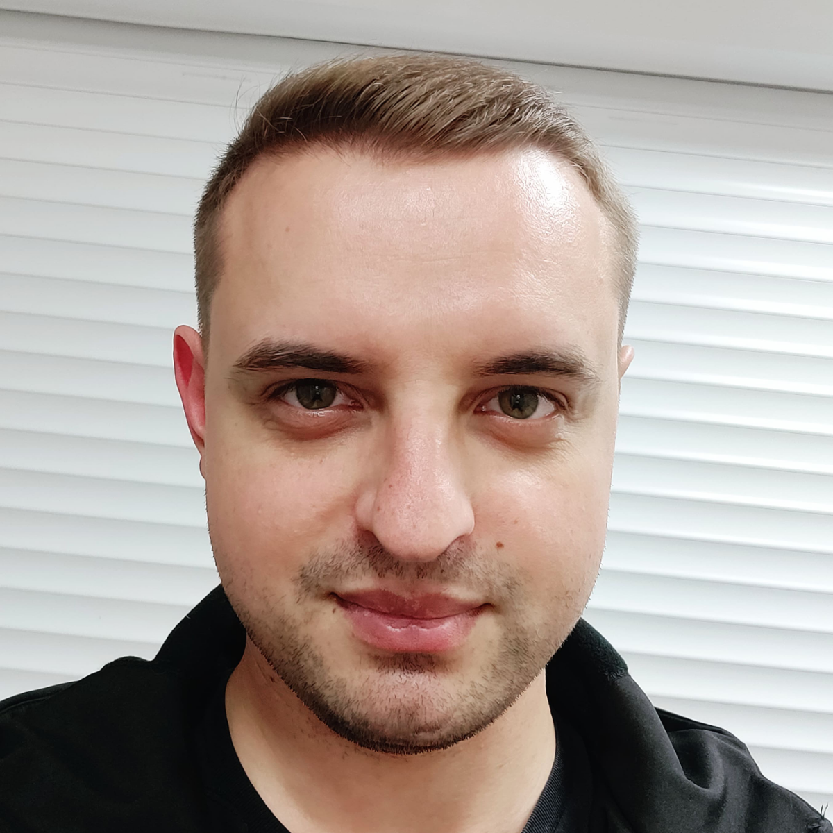 Роман Шершнёв