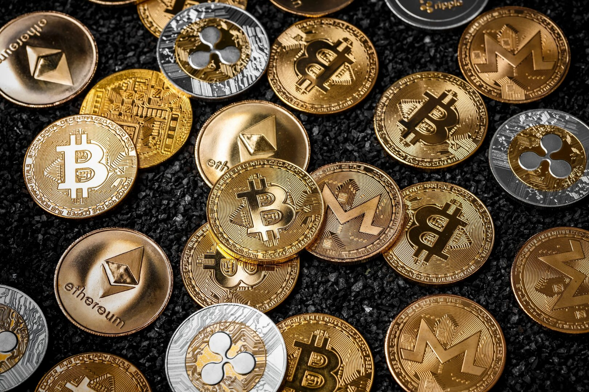 Актуальные торговые рекомендации по Solana (SOL), Avalanche (AVAX), Polygon (MATIC), Chainlink (LINK):
Solana (SOL)
Текущая цена: $152,59
Рекомендация: Покупка
Анализ: Solana продолжает демонстрироват... | Сетка — социальная сеть от hh.ru