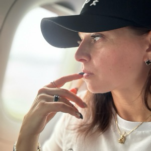 Олеся Мартынова