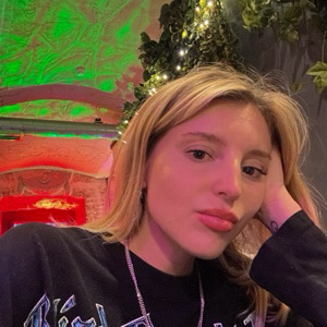 Анастасия Суровцева | Сетка — социальная сеть от hh.ru