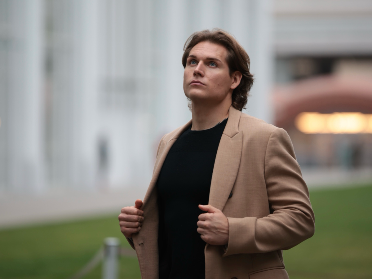 Не меняйте людей. Меняйте людей.
#ТигранЛикас | Сетка — социальная сеть от hh.ru