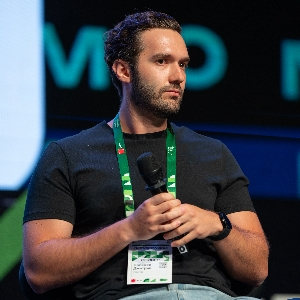 Дмитрий Солёнов