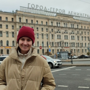 Оля Бутина