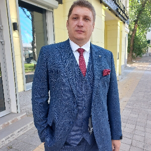 Уханов Владимир