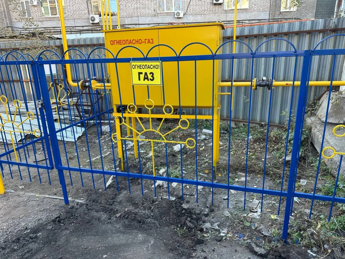 Надо подготовить площадку под заливку бетоном и потом залить ее бетоном под газовым узлом (узел не работает) | Сетка — социальная сеть от hh.ru