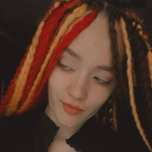 Елена Полуместная