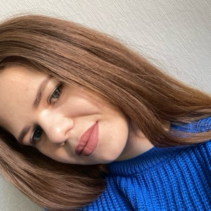 Анна Азарова