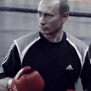 Виктор Иванов