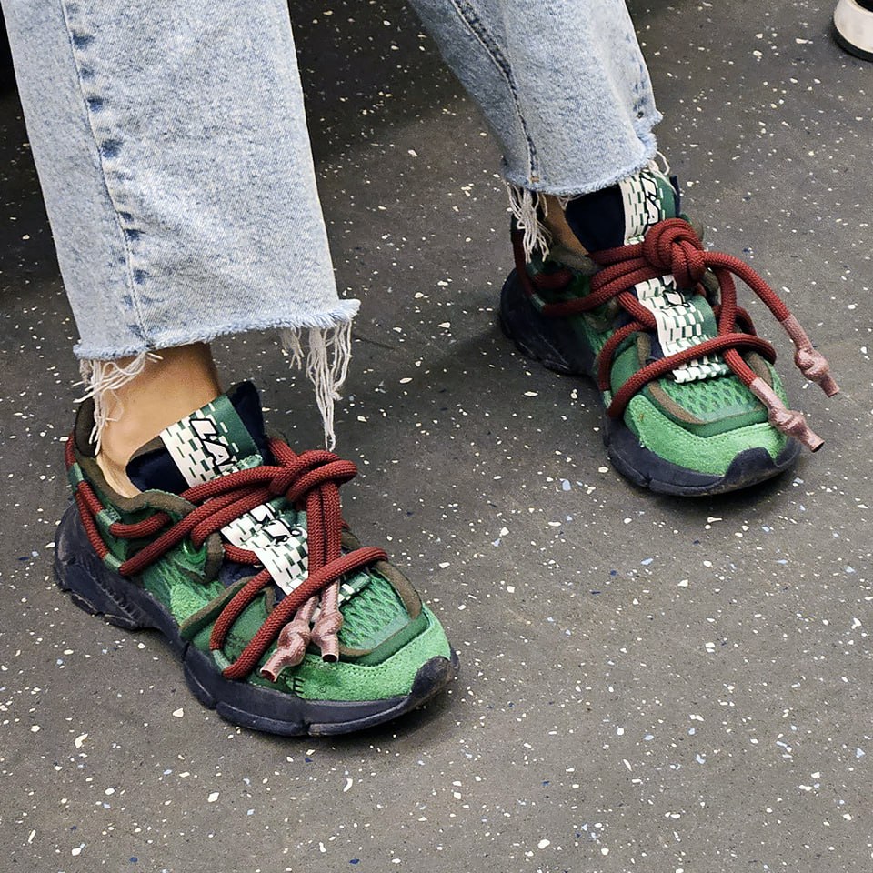 КРУТЫШИ ⚡️
И это - Lacoste L003 NEO
Дизайн конечно ОГОНЬ 🔥, но скажу честно, на фотках они смотрятся выигрышней чем вживую | Сетка — социальная сеть от hh.ru