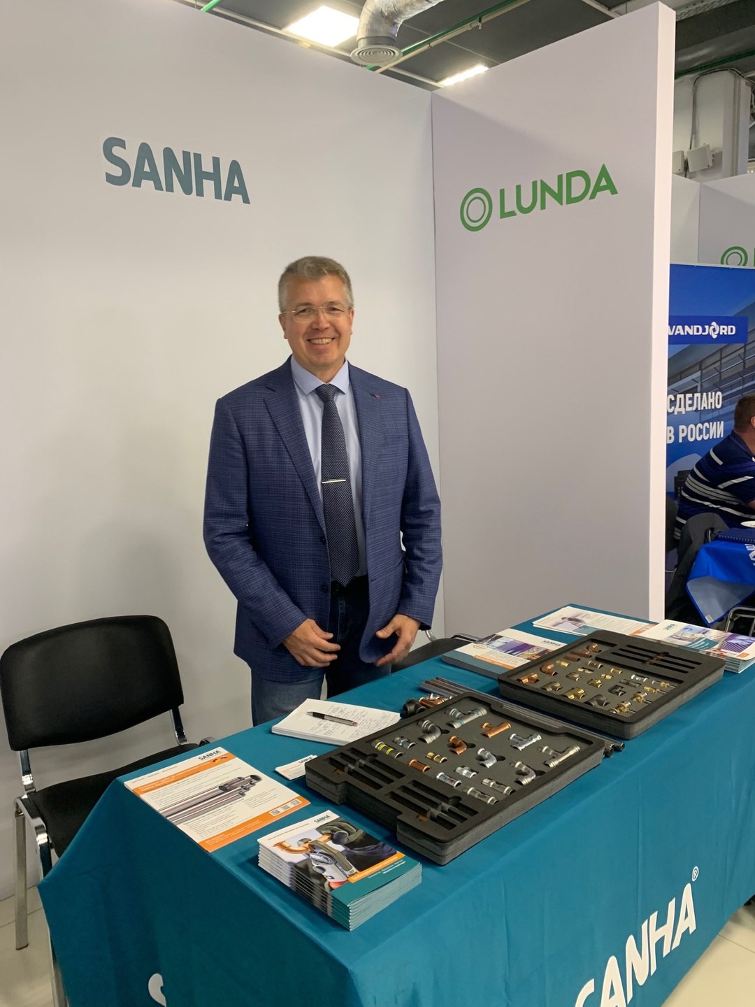 Сегодня на LundaExpo!
https://vk.com/video50025901456239496 | Сетка — социальная сеть от hh.ru