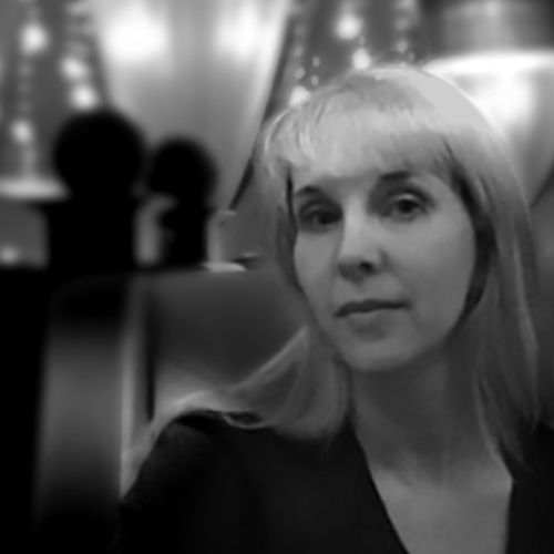 Лариса Попова