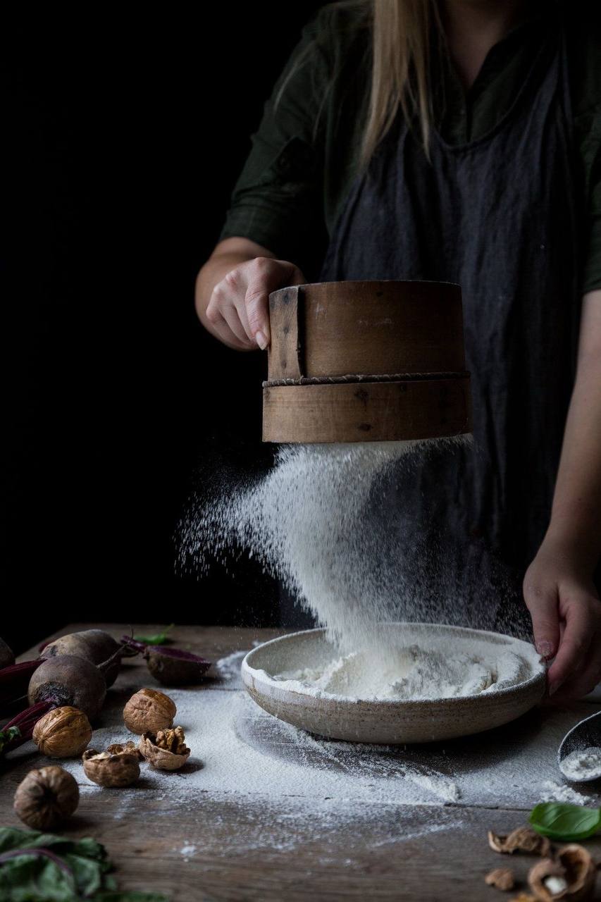 🍽️ Бесплатные кулинарные мастер-классы пройдут сегодня
20 октября
Программа:
⏺️13:00 — Картофельные оладьи со сметаной и соленой рыбой
⏺️14:00 — Копченая перловая каша с томленой олениной и кремом из ... | Сетка — социальная сеть от hh.ru