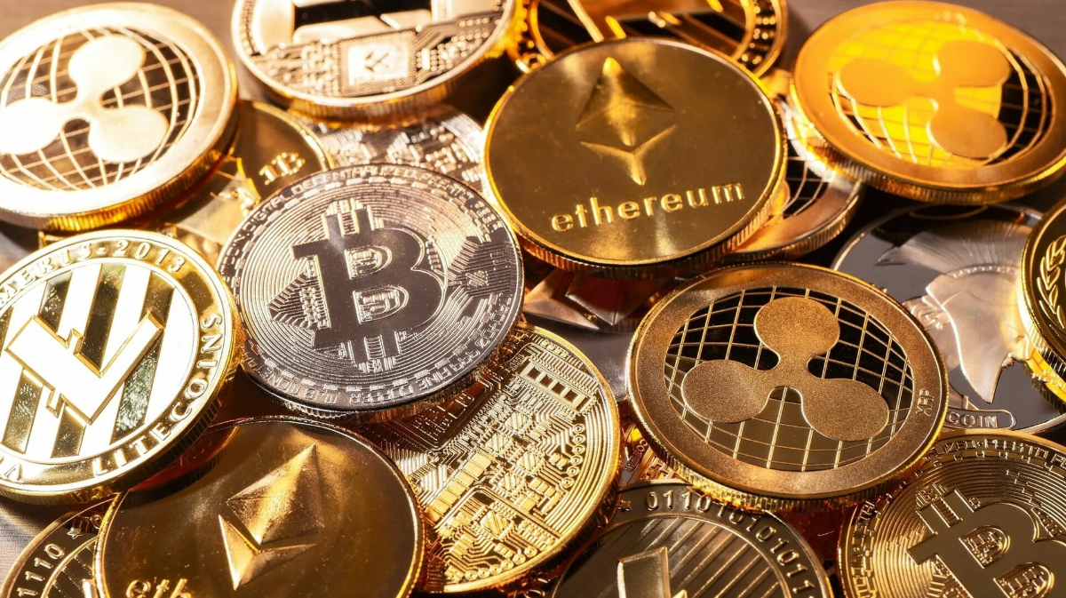Актуальные торговые рекомендации по Solana (SOL), Avalanche (AVAX), Polygon (MATIC), Chainlink (LINK), Bitcoin (BTC):
Solana (SOL)
Текущая цена: $158,60
Рекомендация:
На данный момент Solana демонстри... | Сетка — социальная сеть от hh.ru