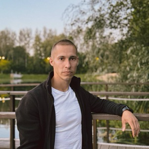 Евгений Лихманов