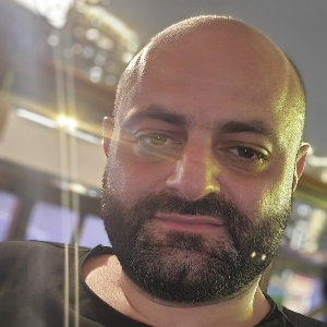 Артур Гаспарян | Сетка — социальная сеть от hh.ru