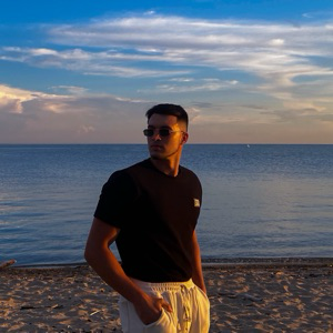 Alex Fiery | Сетка — социальная сеть от hh.ru