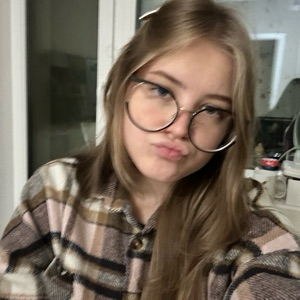 Козлова Илона | Сетка — социальная сеть от hh.ru