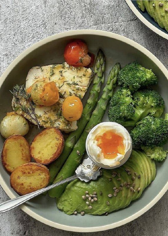 Каждый день думаете, что же такого вкусного приготовить, вместо сухой гречки или макарон?🧐
Тогда у нас есть решение ‼️
Канал «Вкусно покушать» - это сборник необычных, простых, а самое главное нереаль... | Сетка — социальная сеть от hh.ru