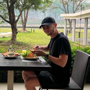 Андрей Богач