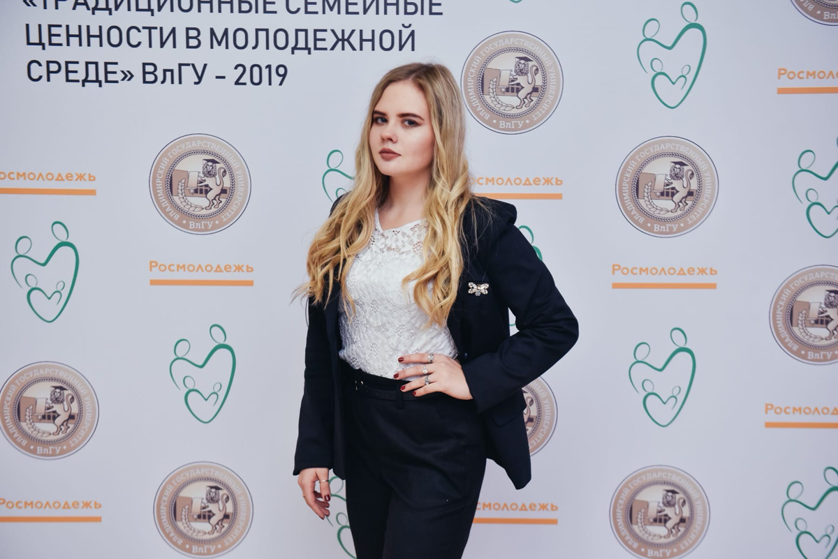 Кристина Николаева | Сетка — социальная сеть от hh.ru