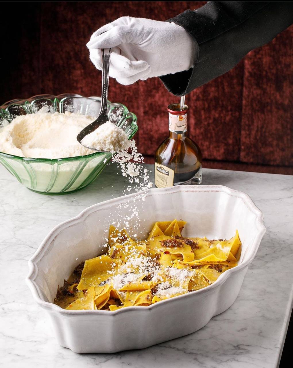Наша посуда в проекте Salone pasta & bar
roomers.ru | Сетка — социальная сеть от hh.ru