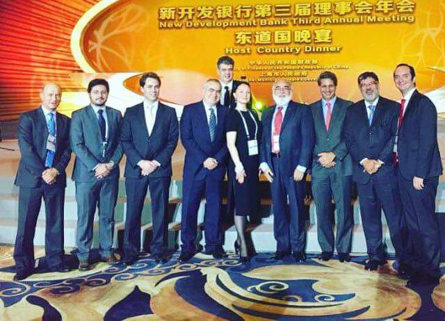 GENESISПАРТНЕРЫ
Новый банк развития БРИКС (NDB) - международная организация для финансирования инфраструктурных объектов государств БРИКС
7 июля 2015 года состоялось инаугурационное заседание Совета у... | Сетка — социальная сеть от hh.ru