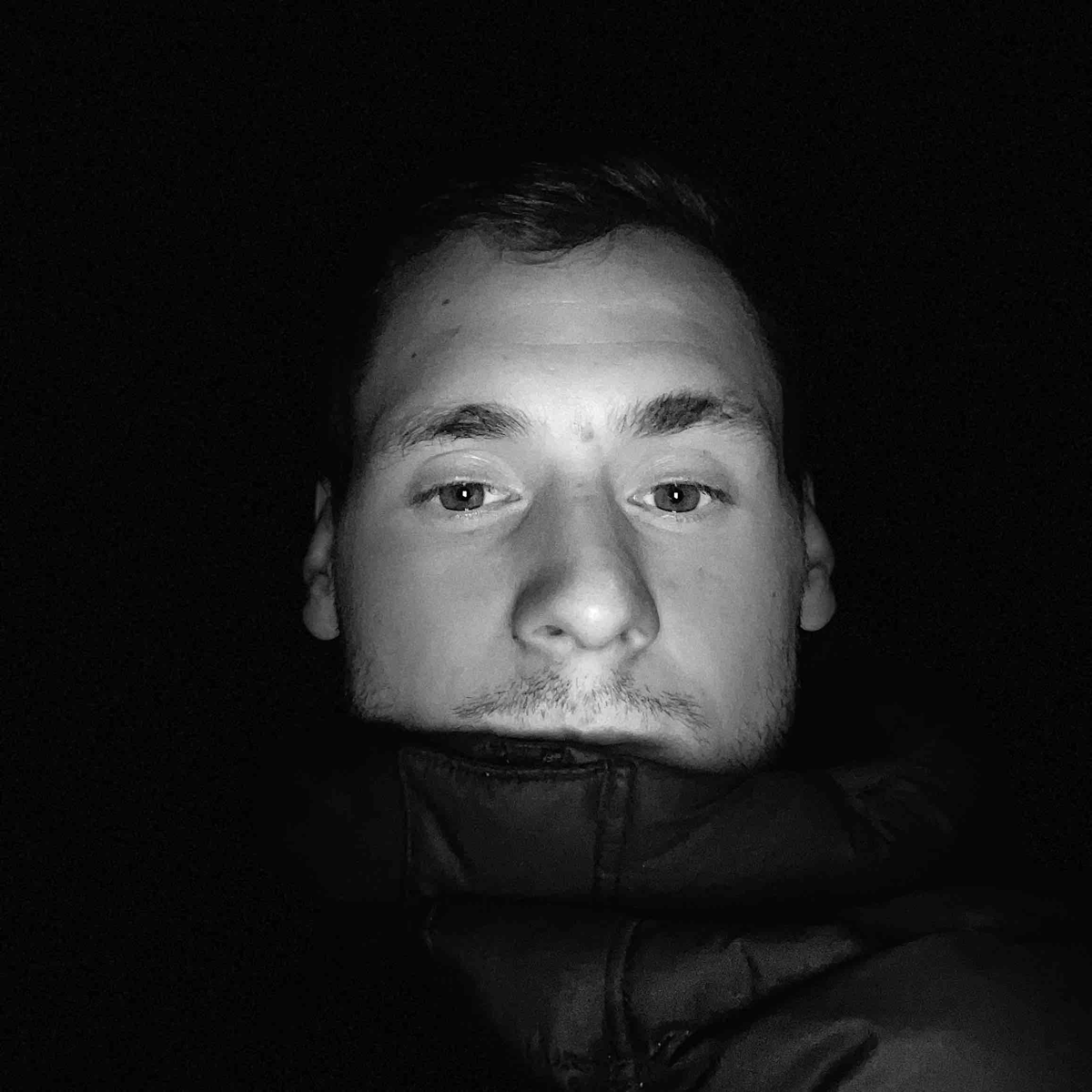 Тёма Логинов