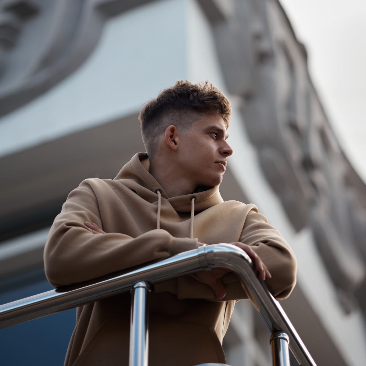 Антон Ладин