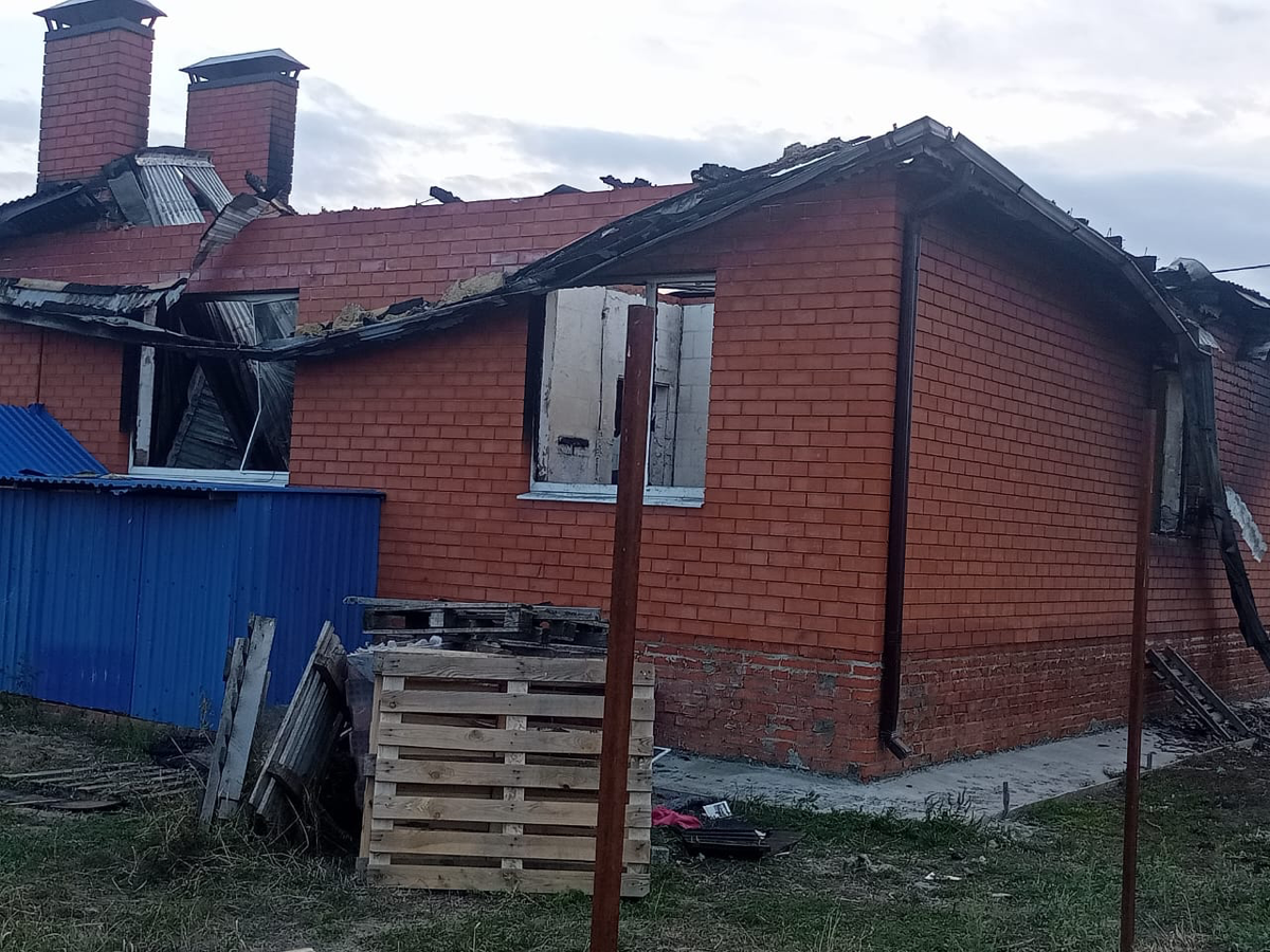 📢 Срочное обращение к вам наши дорогим Партнёрам! 🙏
Друзья, сегодня мы сталкиваемся с непростой ситуацией: к нам обратились две семьи, которые потеряли свои дома в результате пожара | Сетка — социальная сеть от hh.ru