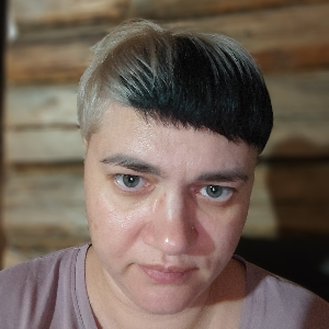 Елена Болдарь