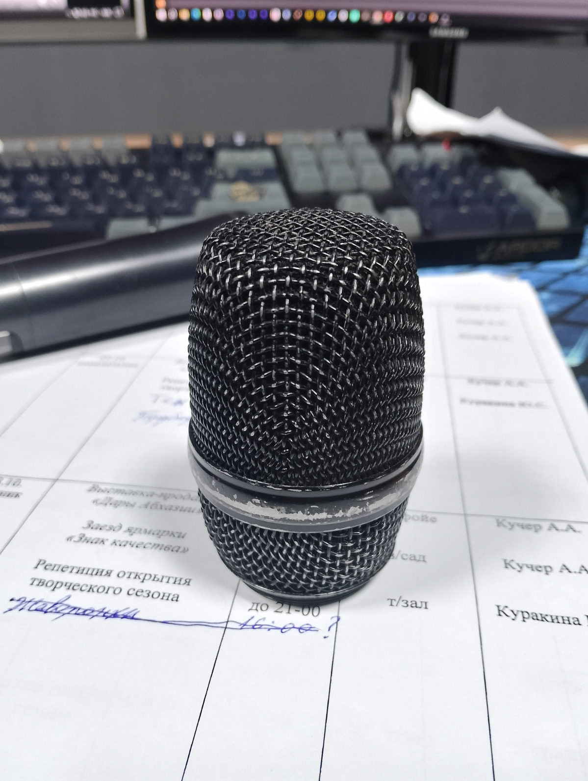 Кто самый умный?
Дайте ответ!
Ради чего двигаться дальше ?
Ради денег  ? Ради респекта?
Что я вспомню при смерти, какие сессии сведения?
Ответьте в комментариях плиз, может я чего-то не понимаю | Сетка — социальная сеть от hh.ru