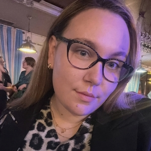 Аня Малышева