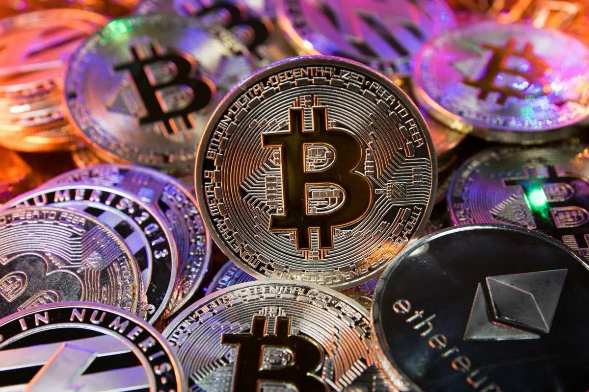 Актуальные торговые рекомендации по Solana (SOL), Avalanche (AVAX), Polygon (MATIC), Chainlink (LINK), Bitcoin (BTC):
🔷 Solana (SOL) — $167 | Сетка — социальная сеть от hh.ru