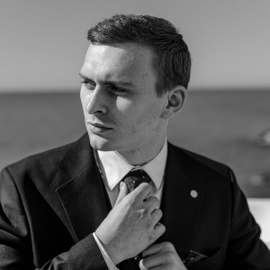 Александр Левковский