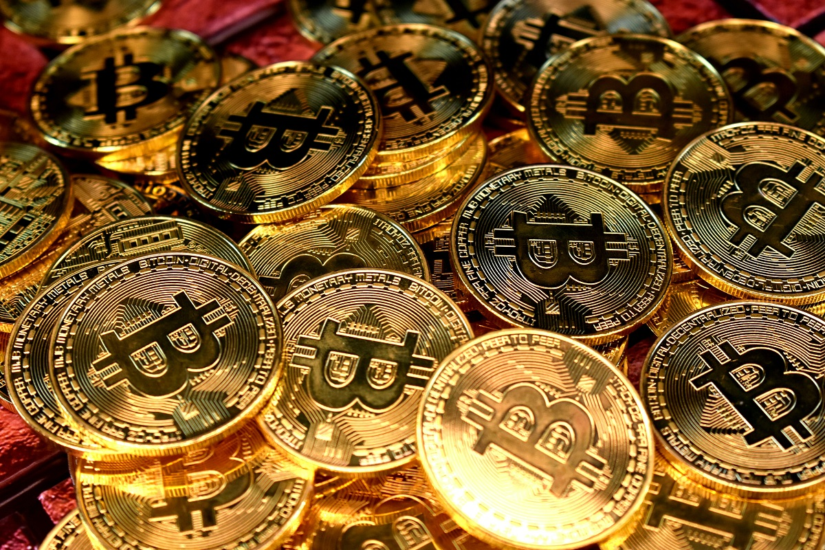 Актуальные торговые рекомендации по Solana (SOL), Avalanche (AVAX), Polygon (MATIC), Chainlink (LINK), Bitcoin (BTC):
1. Solana (SOL) — $165.01
Текущая цена: $165 | Сетка — социальная сеть от hh.ru