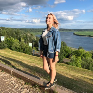 Камила Равилова