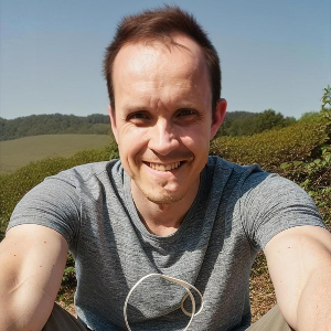 Владимир Васильевич | Сетка — социальная сеть от hh.ru