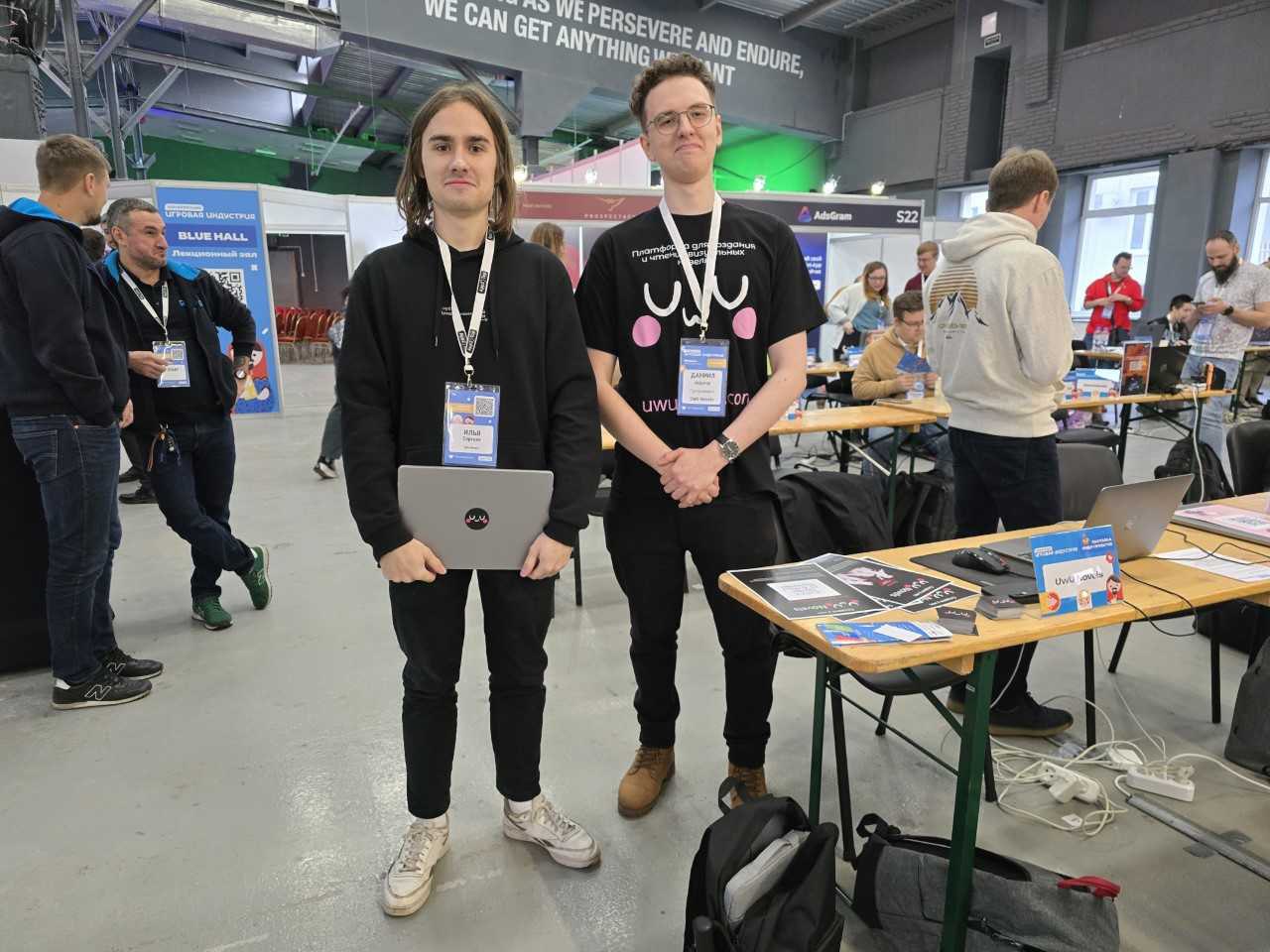 UwU Novels на конференции «Игровая индустрия»
Фаундеры стартапа UwU Novels недавно посетили конференцию «Игровая индустрия», где представили свою платформу для создания и чтения визуальных новелл | Сетка — социальная сеть от hh.ru