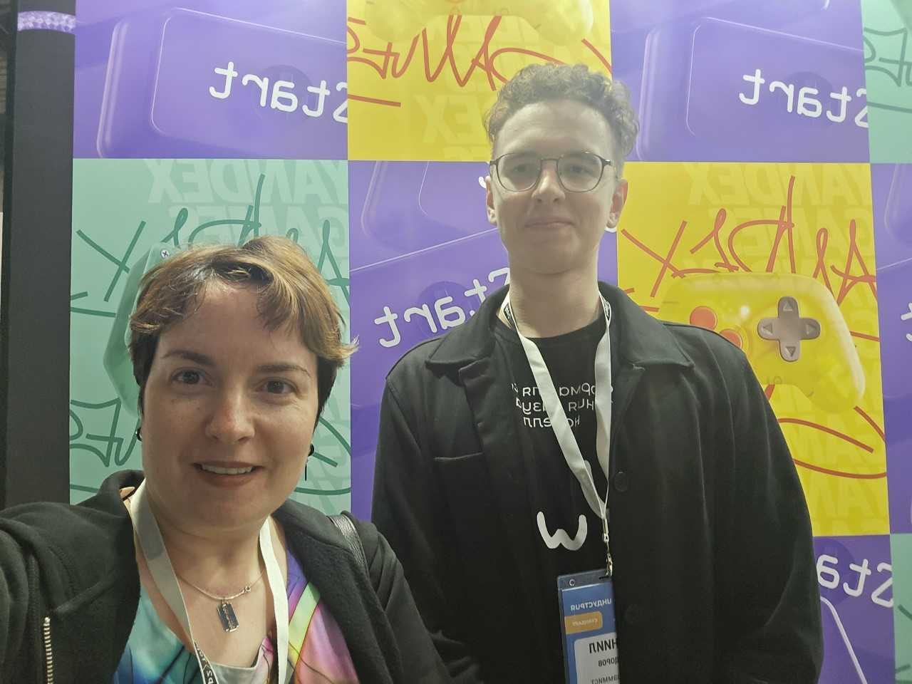 UwU Novels на конференции «Игровая индустрия»
Фаундеры стартапа UwU Novels недавно посетили конференцию «Игровая индустрия», где представили свою платформу для создания и чтения визуальных новелл | Сетка — социальная сеть от hh.ru