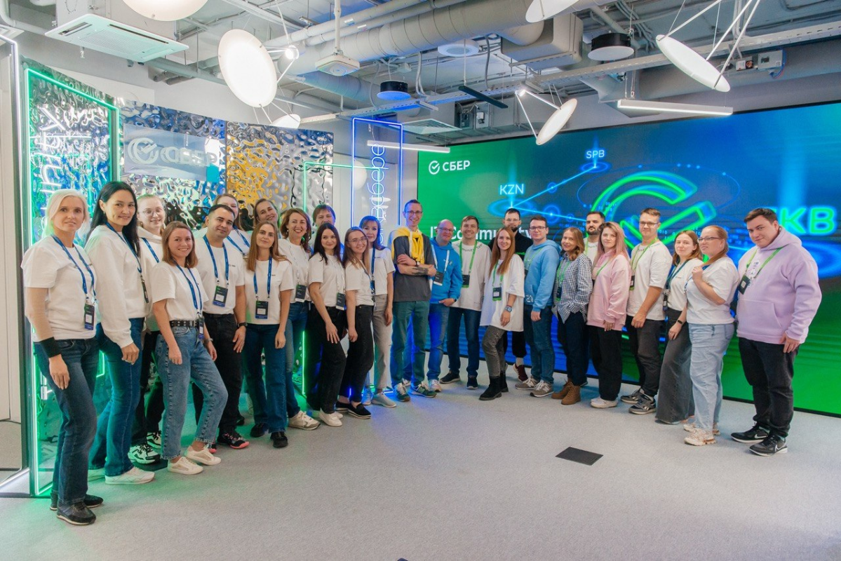 🌟 IT Community Day: Вдохновение и Обмен Знаниями! 🌟  
Дорогие друзья!
С радостью делюсь впечатлениями о прошедшей конференции IT Community Day, которая состоялась в Технохабе Сбера Екатеринбурга! 🎉 Эт... | Сетка — социальная сеть от hh.ru