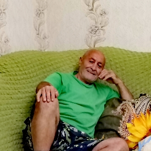 Наири Тсдевосян