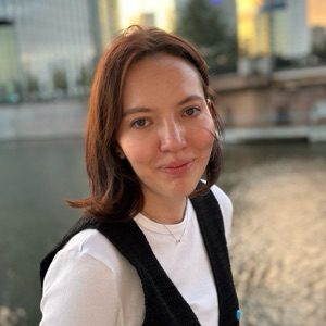 Ксения Ряднына | Сетка — социальная сеть от hh.ru